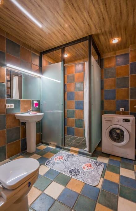Апартаменты 2br In The Heart Of Old