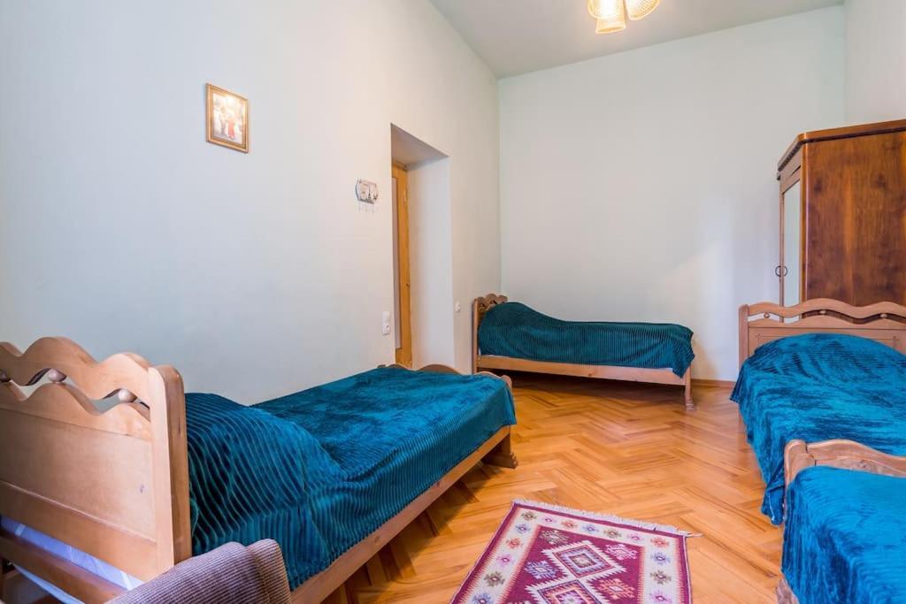 Апартаменты 2br In The Heart Of Old *