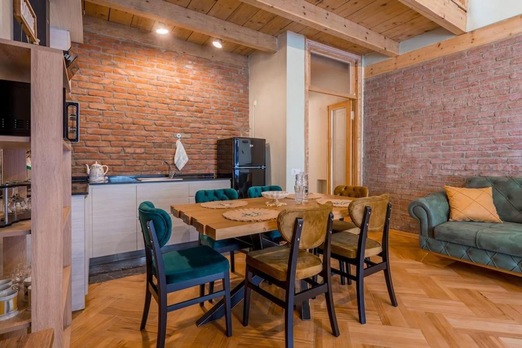 2br In The Heart Of Old * Тбилиси